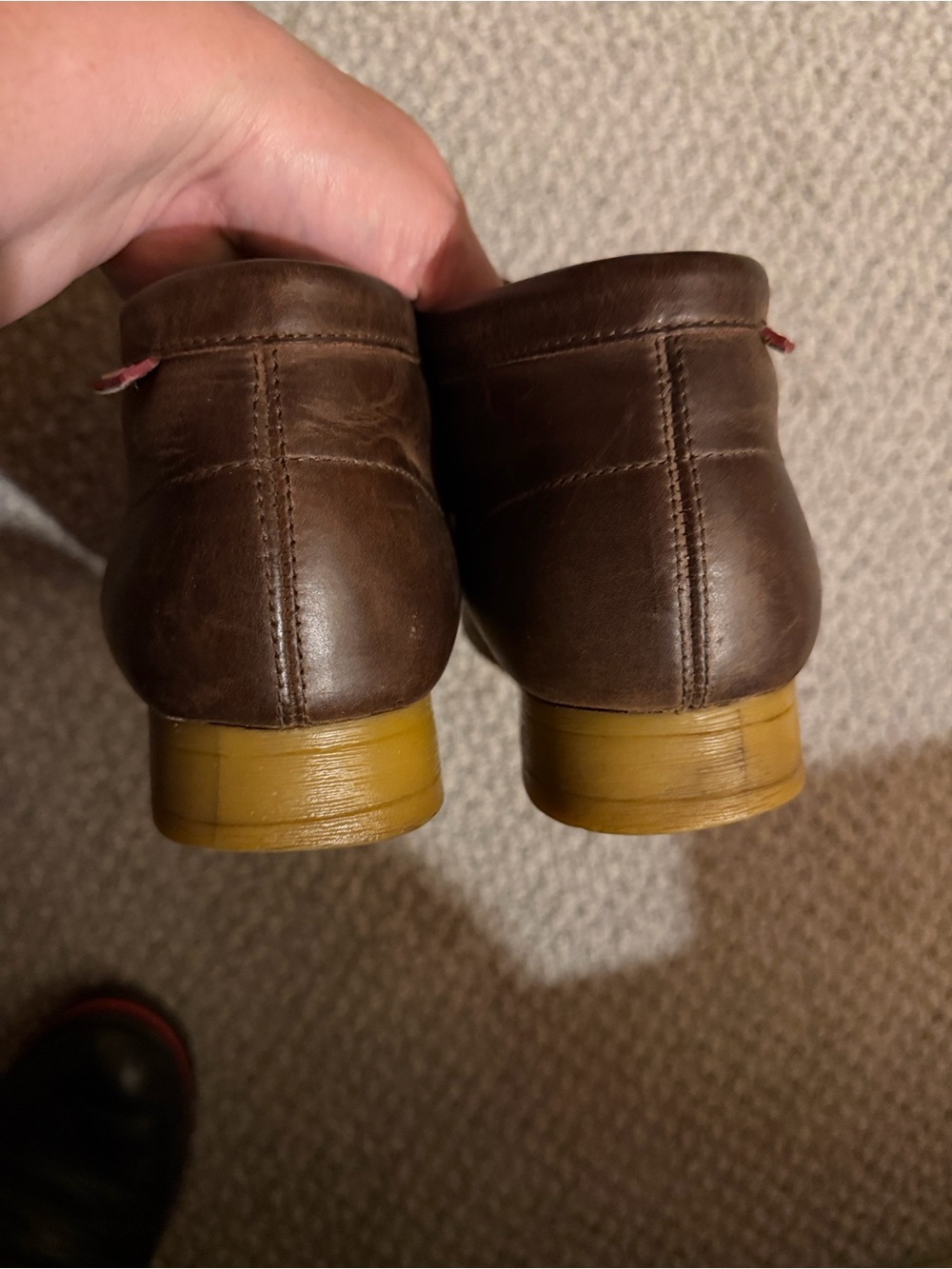 Clarks Men’s Brown Leather Chukka Boots with Crepe Sole - Picture 3 of 5